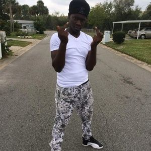 Meet your Posher, Jay